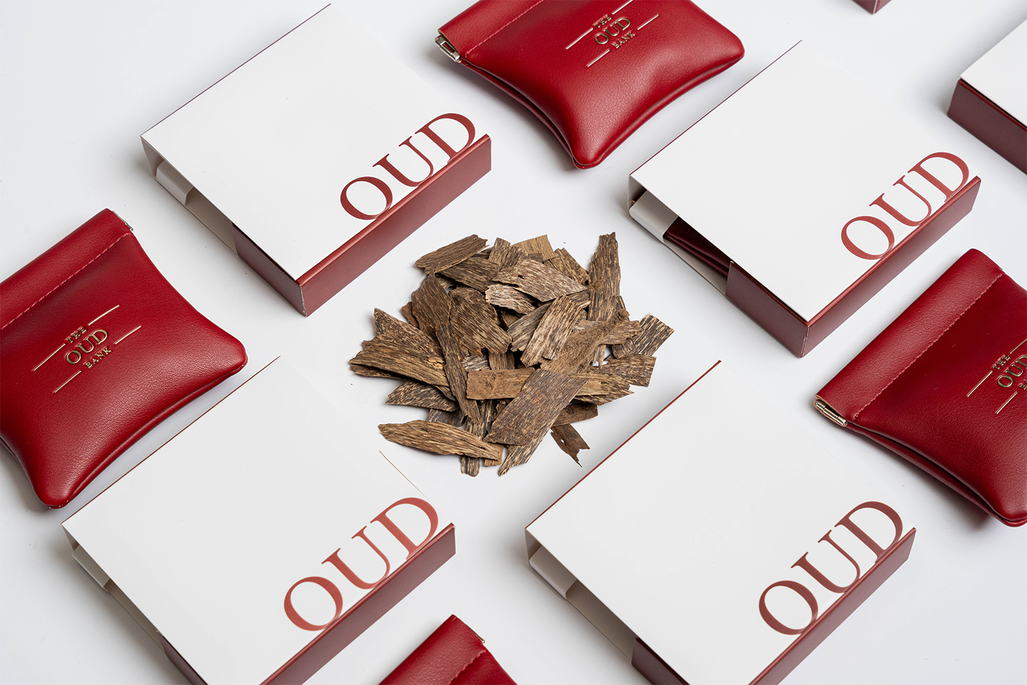 TRAD CHIPS OUD WOOD